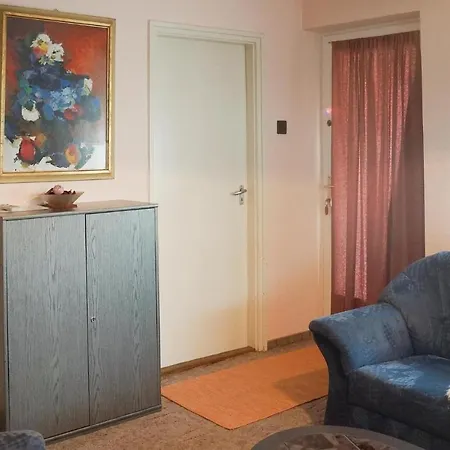 Nice In W/ Wifi And 3 Bedrooms Apartment *