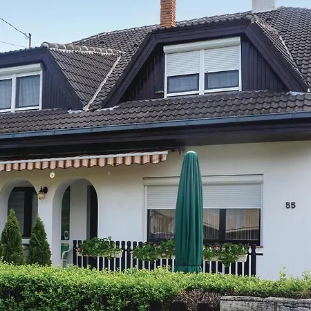 Apartment Nice In W/ Wifi And 3 Bedrooms Balatonlelle
